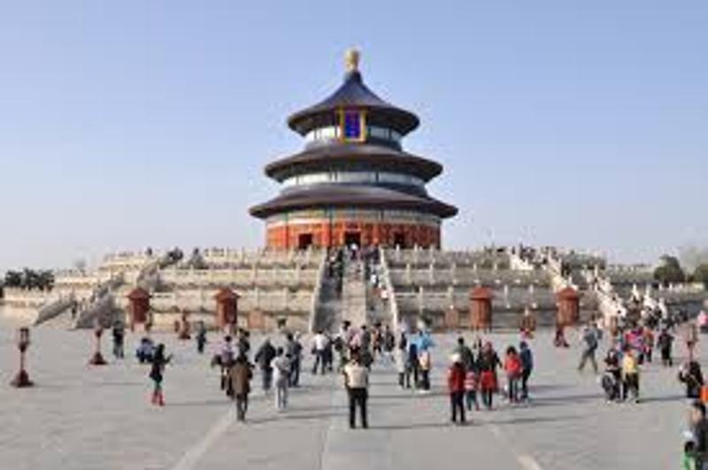 Temple of Heaven: Visit this religious site surrounded by Ming Dynasty architecture 