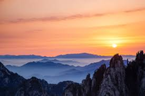 Best sunrise viewing spots at Guangmingding, Huangshan