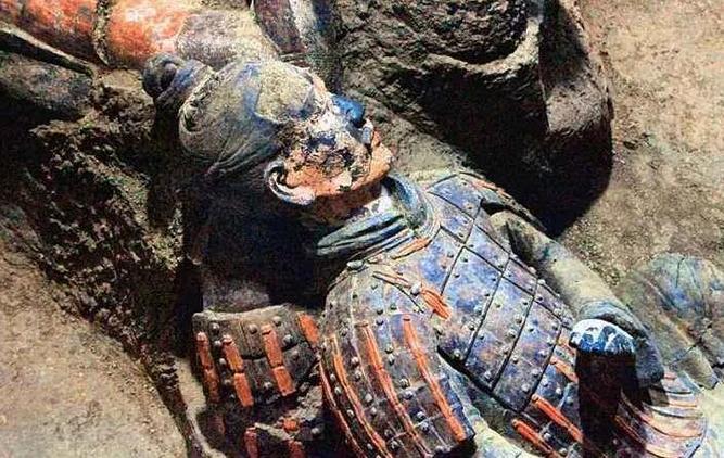 How many soldiers were found in the Terracotta Army?