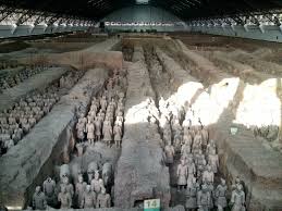How many Terracotta Warriors were found when digging the well?