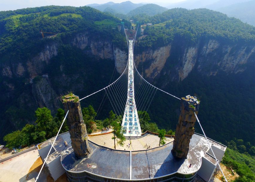 How tall is the Zhangjiajie Bridge?