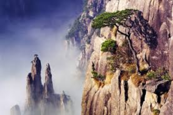 How to visit Mount Huangshan?