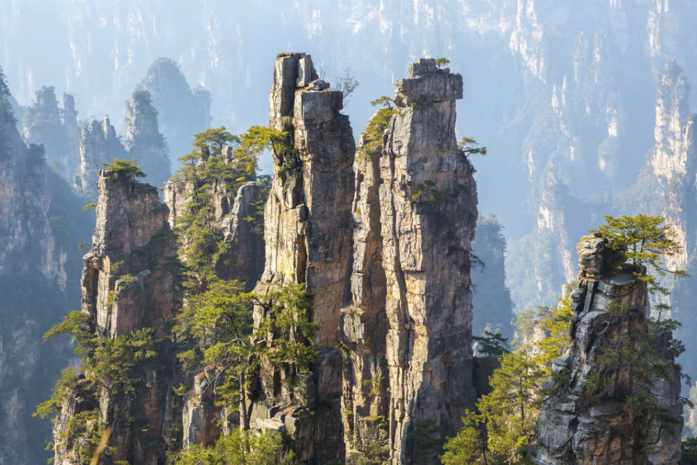 How do I travel to Zhangjiajie National Park?