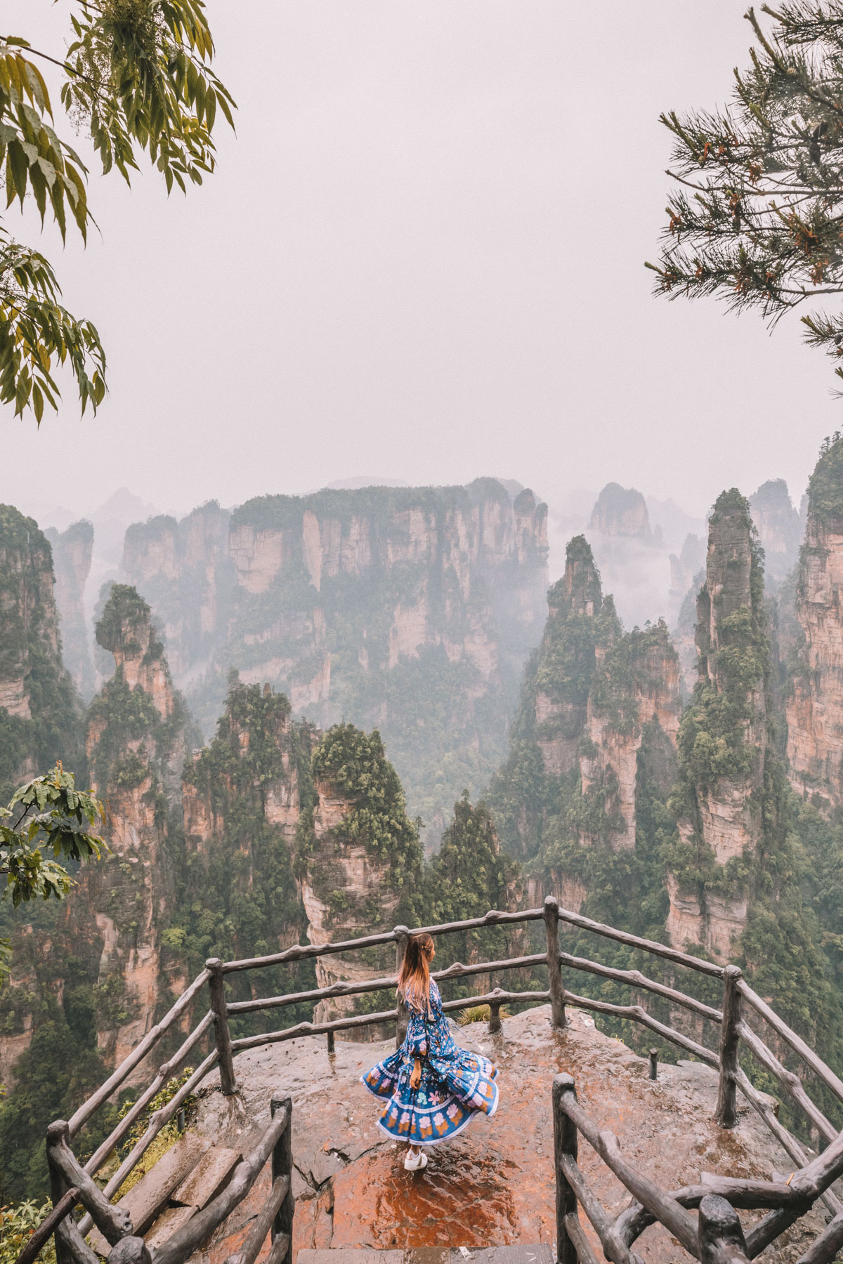 Is it easy to travel around Zhangjiajie?