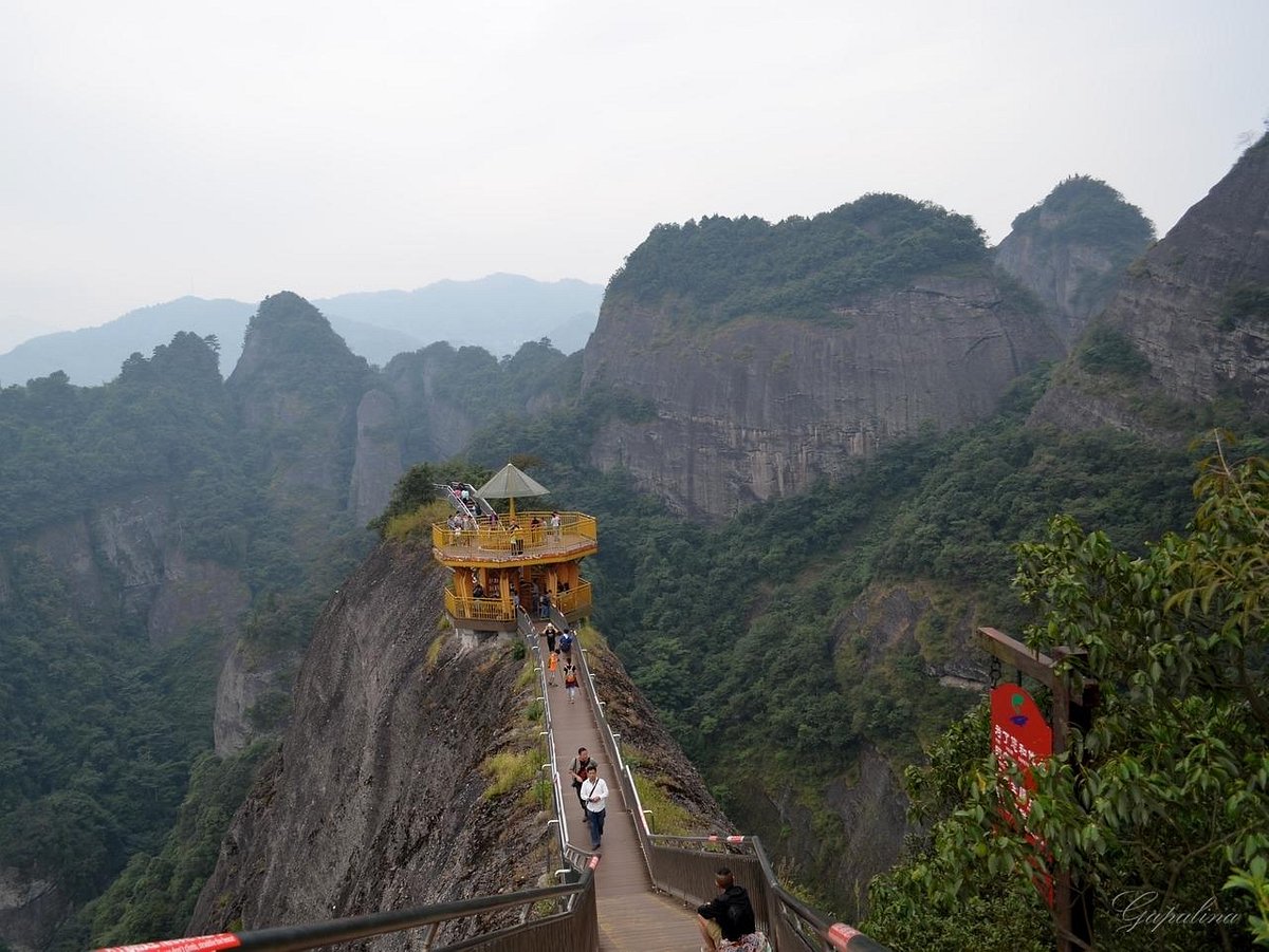 Is Tianmen Mountain worth visiting?