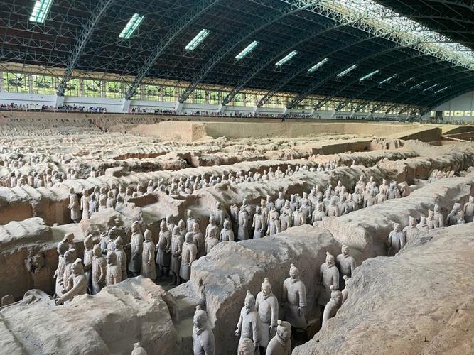 What is a fact about Emperor Qin Shi Huang's mausoleum site museum?