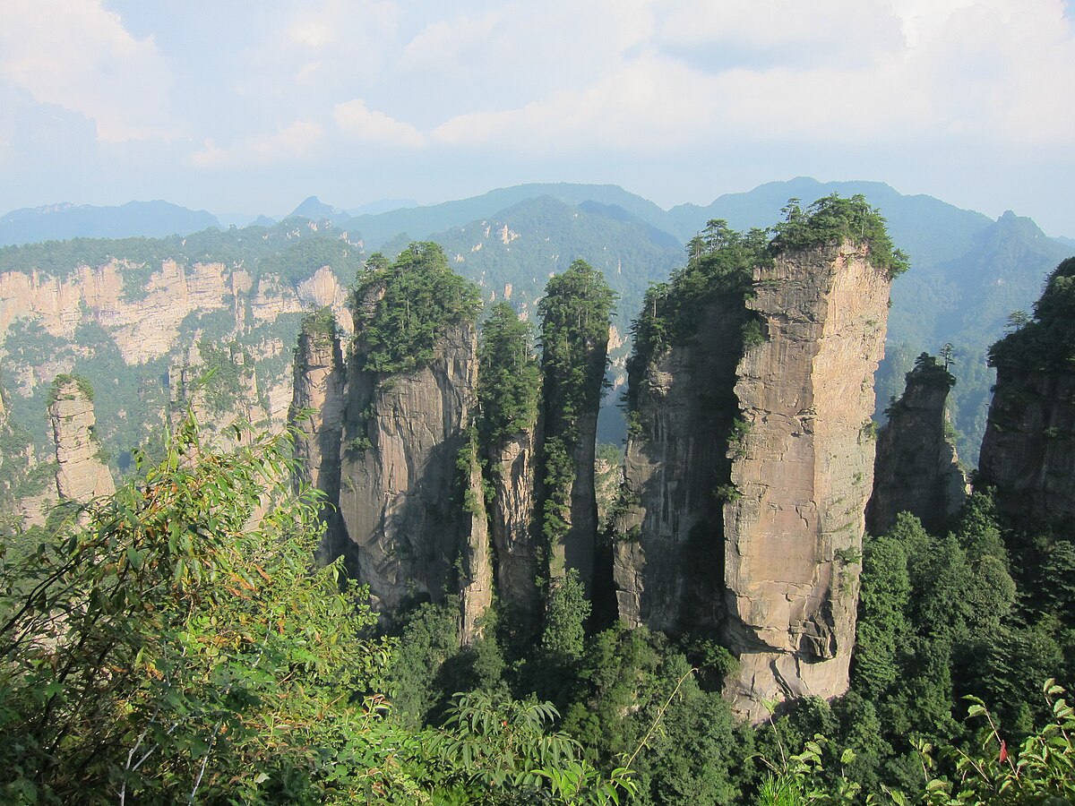 What is the elevation of Zhangjiajie?