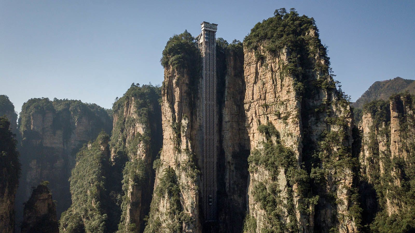 What is the tallest elevator in Zhangjiajie?