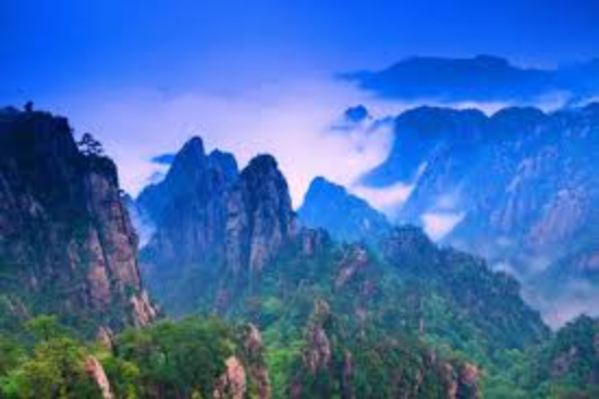 When to visit Huangshan?